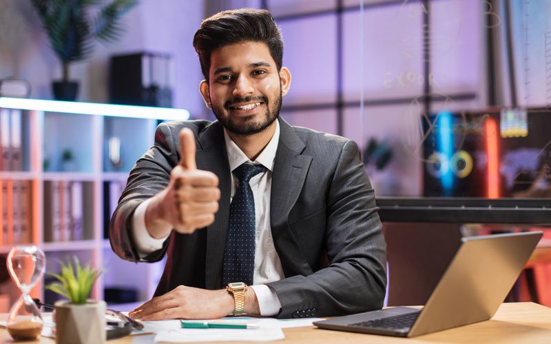 assisting-client